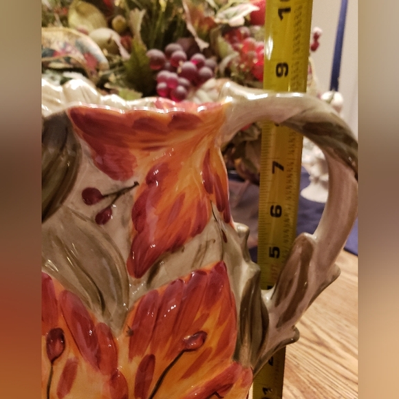 TABLETOPS LIFESTYLES TROPICAL FLOWERS PITCHER - Picture 3 of 10